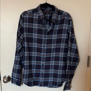 UNTUCKit Men's Navy Plaid Flannel Shirt